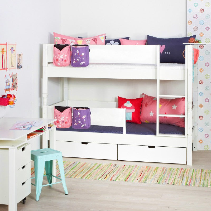 Manis-h 2 Bed Pockets in a Heart & Flower Design