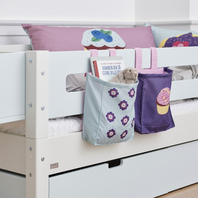 Manis-h 2 Bed Pockets in a Cup cake & Flower Design