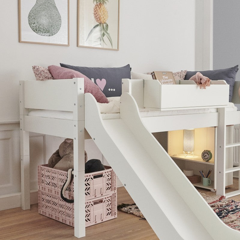 Manis-h Set of 2 Cushion Covers in a Heart & Flower Design