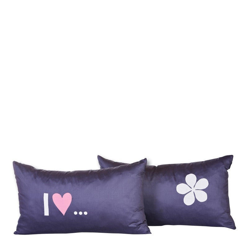 Manis-h Set of 2 Cushion Covers in a Heart & Flower Design